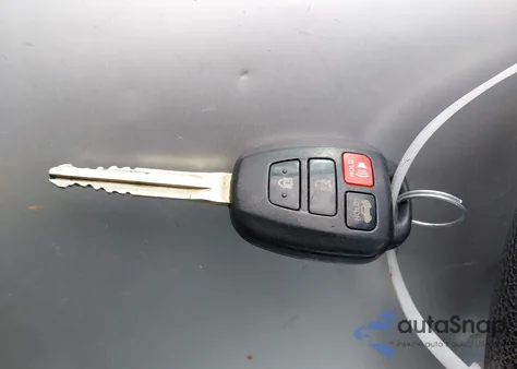 2018 Toyota Corolla Le z USA, uszkodzony, nr VIN 2T1BURHE0JC070543